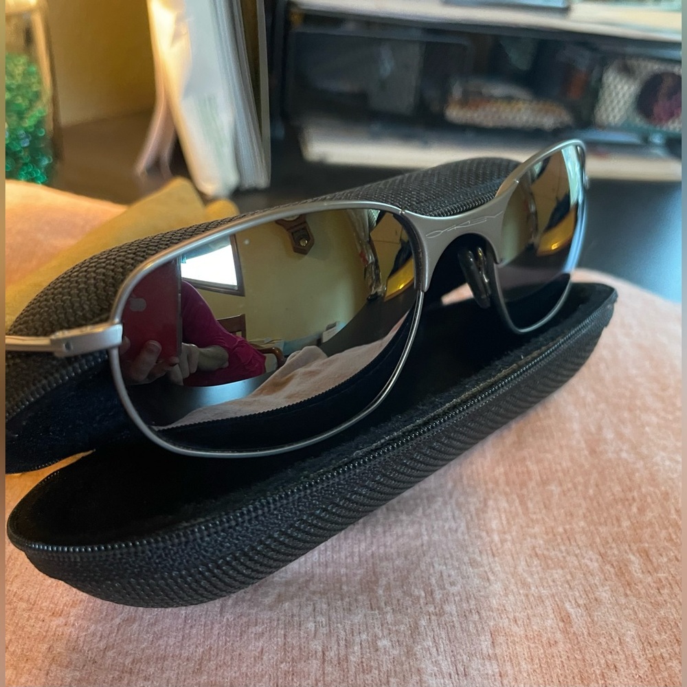 Oakley slim metallic sun glasses